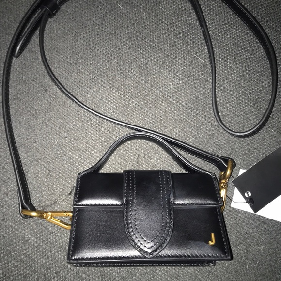 Jacquemus Handbags - jacquemus le bambino in black.